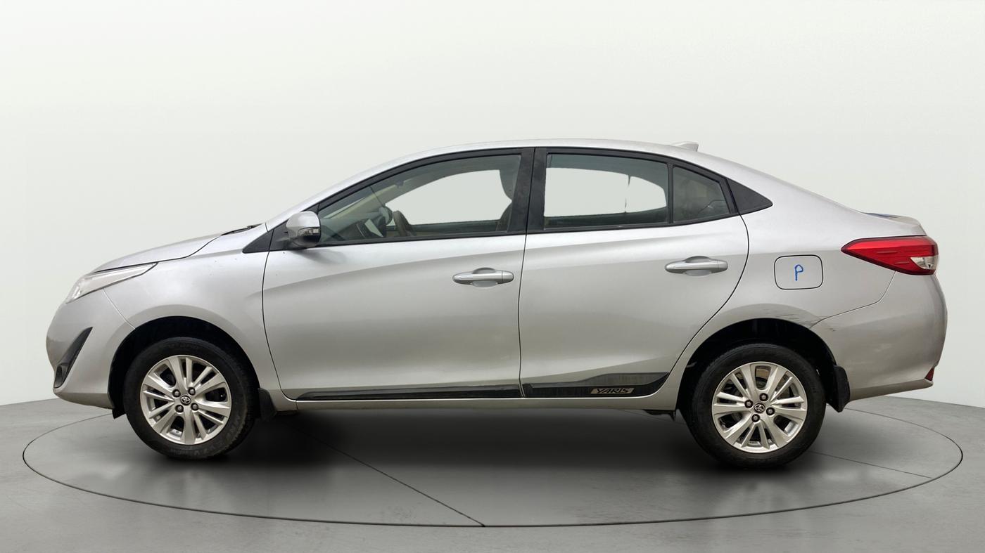 2020 Toyota YARIS G MT, Petrol, Manual, 1,04,531 km, Left Side
