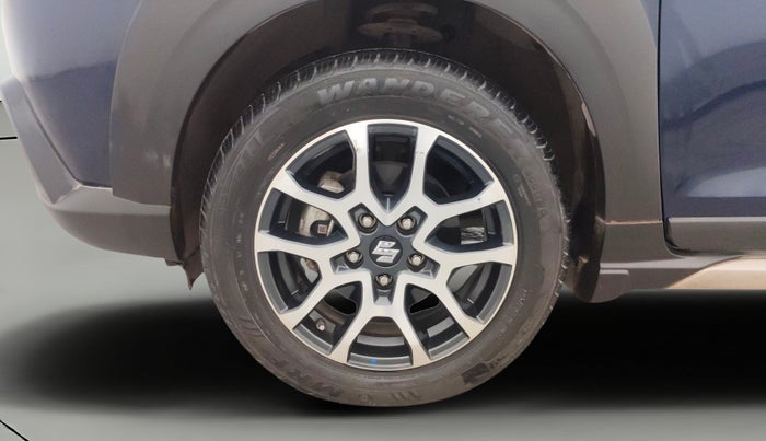 2022 Maruti XL6 ALPHA PLUS MT, Petrol, Manual, 19,622 km, Left Front Wheel