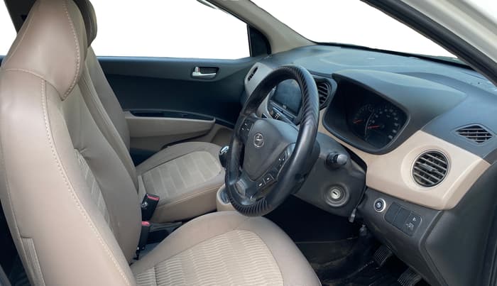 2018 Hyundai Xcent S 1.2, CNG, Manual, 1,22,642 km, Right Side Front Door Cabin