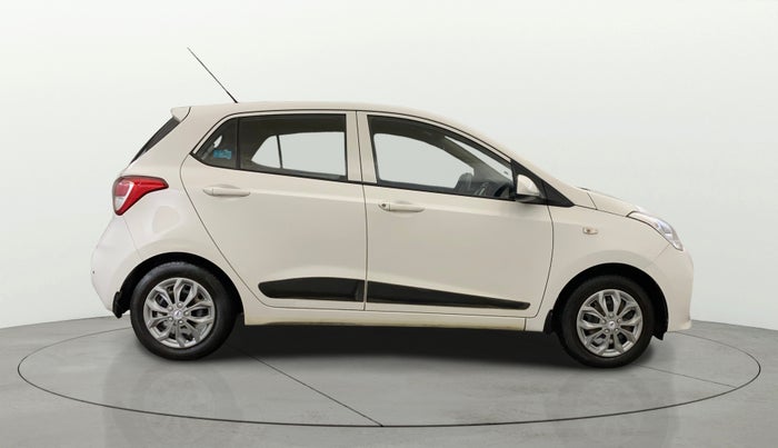 2017 Hyundai Grand i10 SPORTZ 1.2 KAPPA VTVT, CNG, Manual, 98,385 km, Right Side View