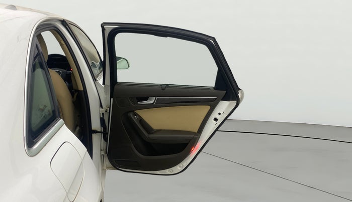 2015 Audi A4 35 TFSI PREMIUM, Petrol, Automatic, 77,610 km, RHS Rear Door