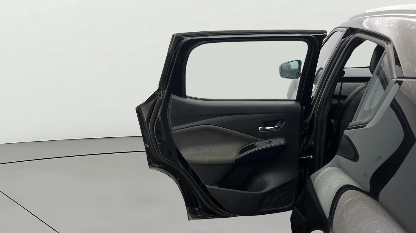 2025 Nissan MAGNITE N-Connecta B4D 1.0 Petrol MT, CNG, Manual, 26,116 km, LHS Rear Door