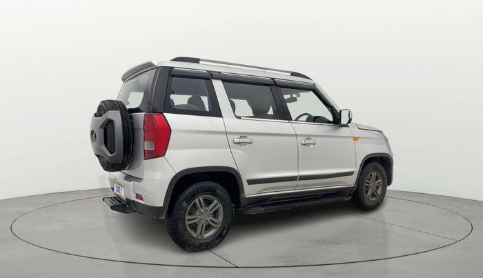 2019 Mahindra TUV300 T10, Diesel, Manual, 32,275 km, Right Back Diagonal