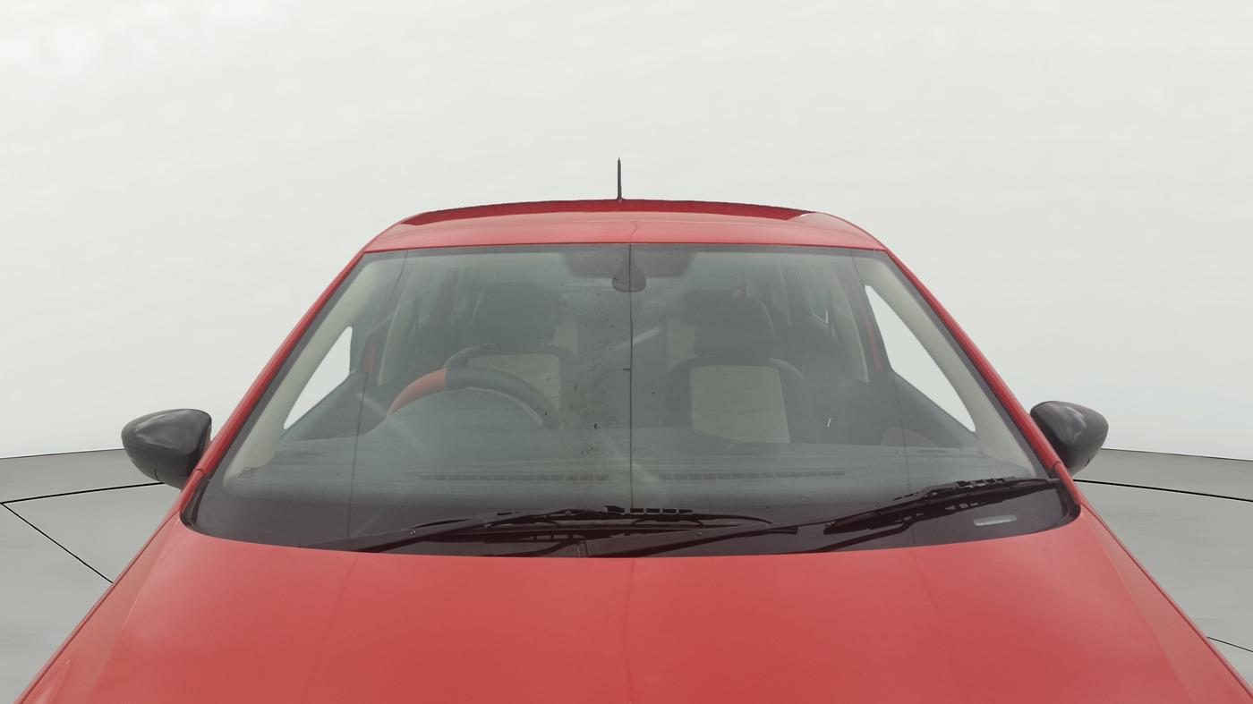 2016 Volkswagen Polo HIGHLINE1.5L, Diesel, Manual, 1,46,206 km, Front Windshield