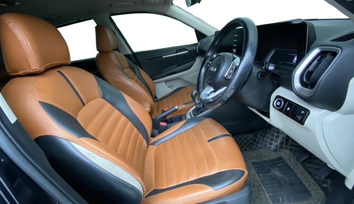 2022 KIA SONET HTX 1.0 IMT, Petrol, Manual, 89,713 km, Right Side Front Door Cabin