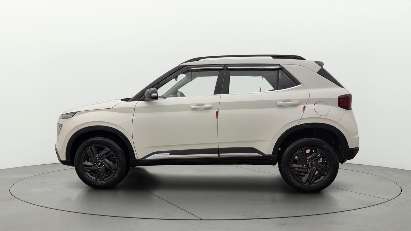 2021 Hyundai VENUE S+ 1.2, Petrol, Manual, 48,136 km, Left Side
