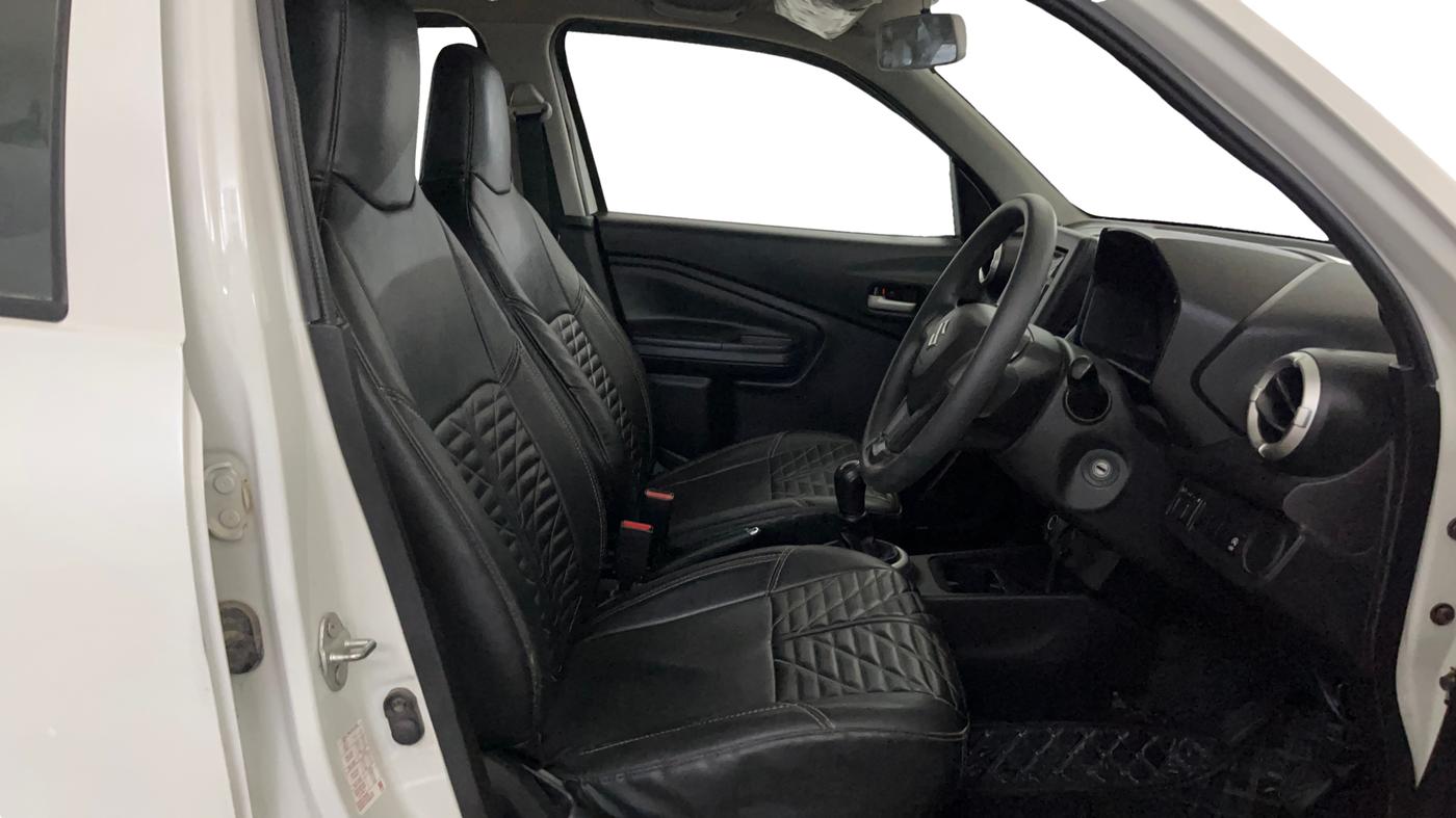 2022 Maruti Celerio VXI, Petrol, Manual, 44,322 km, Right Side Front Door Cabin