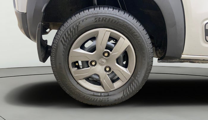 2017 Renault Kwid RXT 1.0 AMT, Petrol, Automatic, 53,992 km, Right Rear Wheel