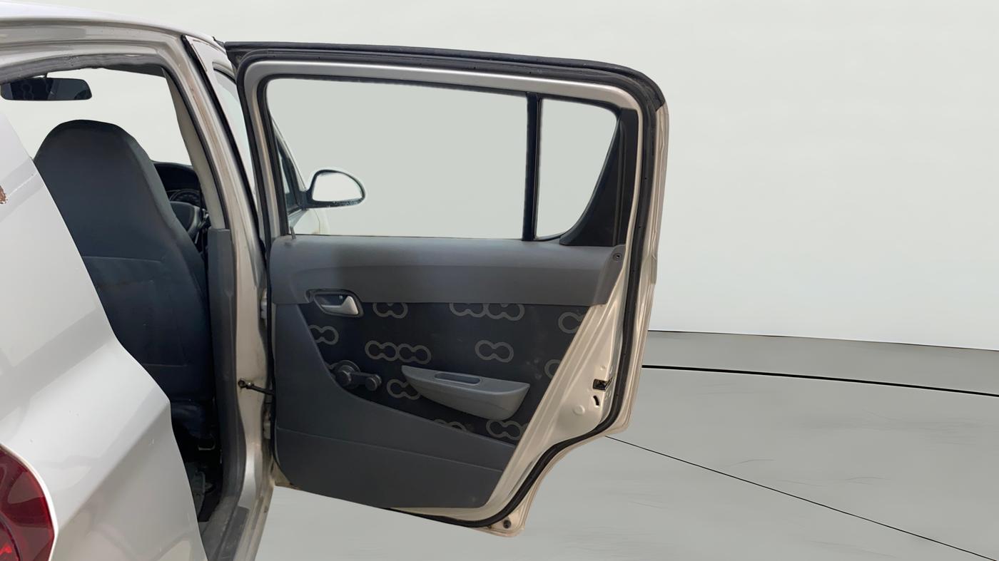 2014 Maruti Alto 800 LXI, Petrol, Manual, 93,724 km, RHS Rear Door