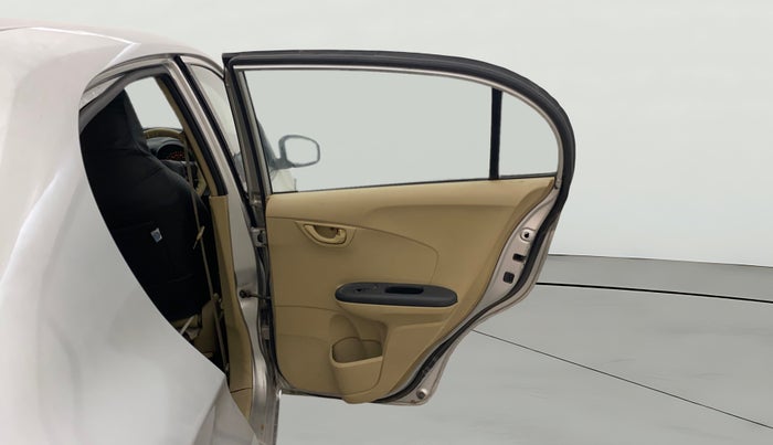 2014 Honda Amaze 1.2L I-VTEC SX, Petrol, Manual, 1,39,533 km, RHS Rear Door