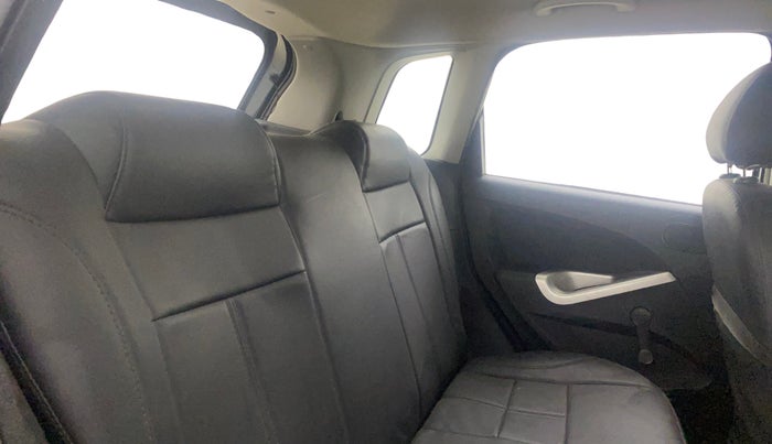 2013 Ford Figo TITANIUM 1.2 PETROL, Petrol, Manual, 28,990 km, Right Side Rear Door Cabin