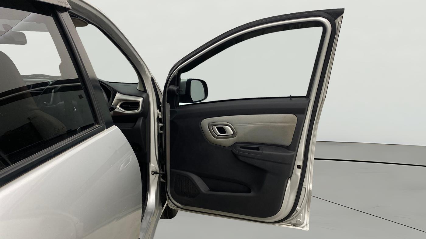 2021 Datsun Redi Go T(O) 1.0, Petrol, Manual, 55,288 km, RHS Front Door