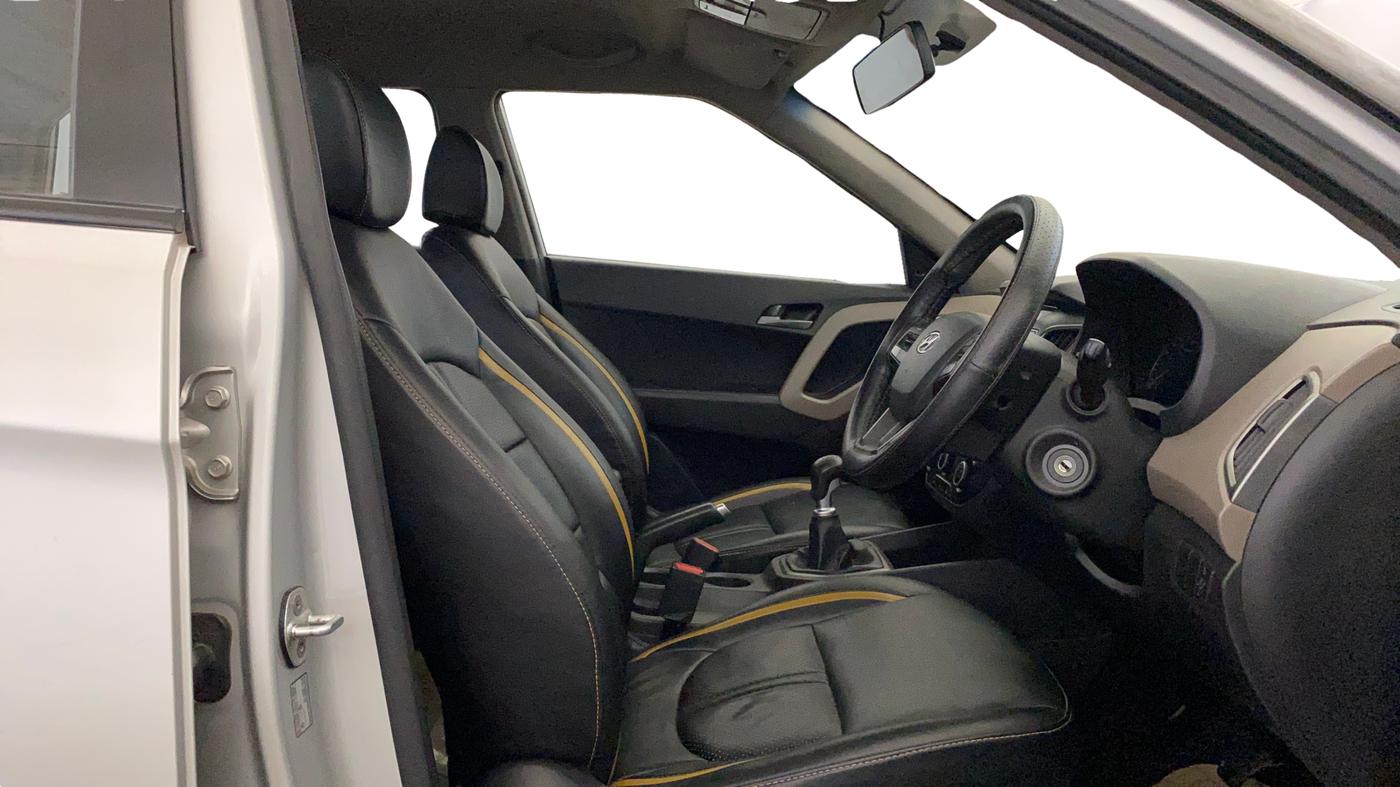 2015 Hyundai Creta S 1.6 PETROL, Petrol, Manual, 84,587 km, Right Side Front Door Cabin