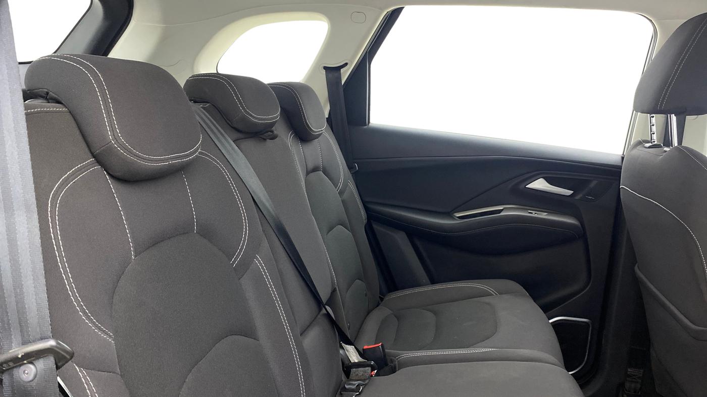 2024 MG HECTOR Select Pro 1.5 Turbo CVT , Petrol, Automatic, 35,544 km, Right Side Rear Door Cabin