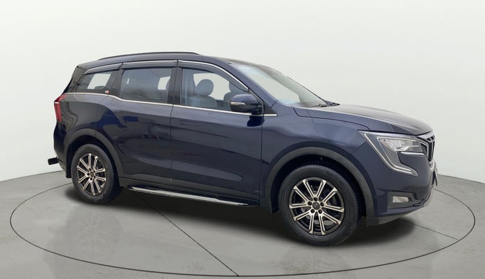 2023 Mahindra XUV700 AX 7 D MT 7 STR, Diesel, Manual, 1,37,545 km, Right Front Diagonal