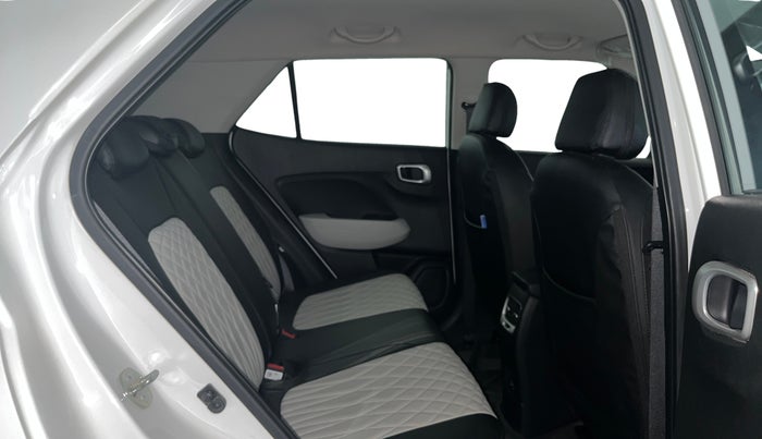 2023 Hyundai VENUE S(O) 1.2, Petrol, Manual, 5,981 km, Right Side Rear Door Cabin