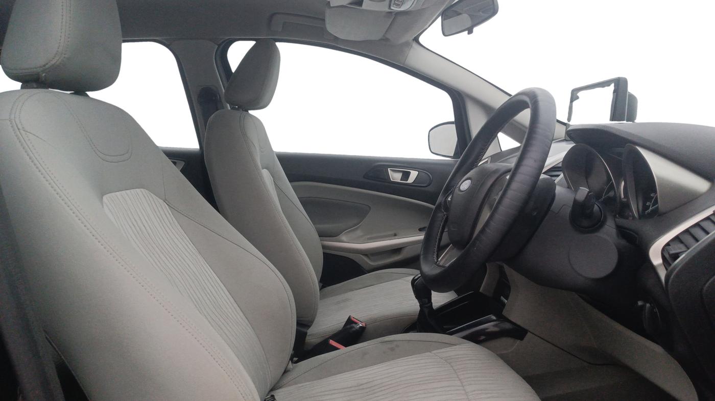 2013 Ford Ecosport TITANIUM 1.5L DIESEL, Diesel, Manual, 1,04,473 km, Right Side Front Door Cabin