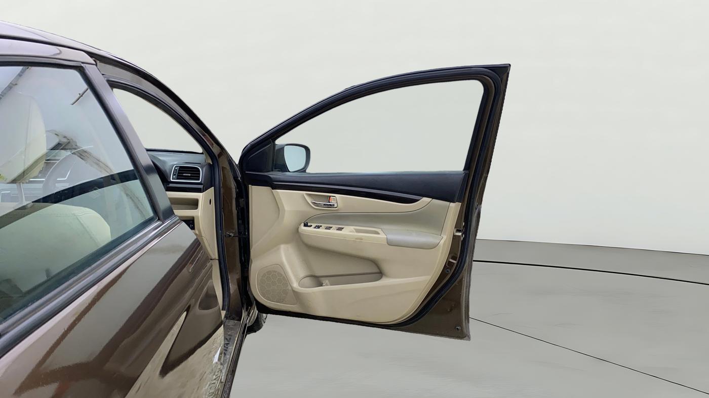 2018 Maruti Ciaz ZETA 1.4  MT PETROL, Petrol, Manual, 63,238 km, RHS Front Door