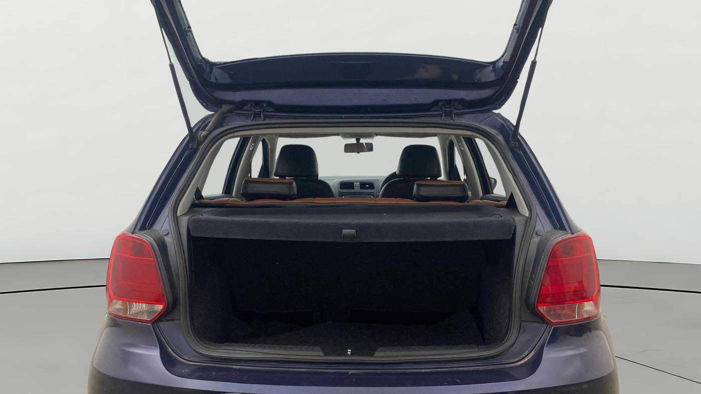 2015 Volkswagen Polo COMFORTLINE 1.2L, Petrol, Manual, 94,778 km, Boot Open Zoomed View