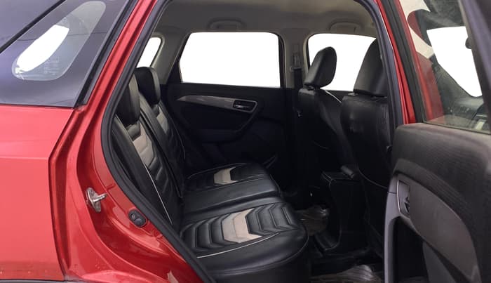 2019 Maruti Vitara Brezza ZDI PLUS AT DUAL TONE, Diesel, Automatic, 67,898 km, Right Side Rear Door Cabin