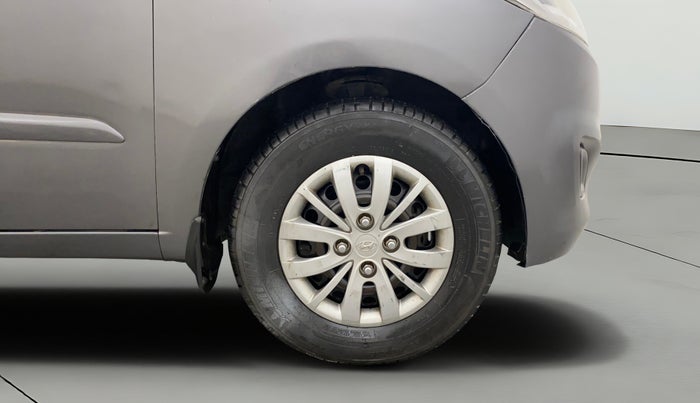 2013 Hyundai i10 SPORTZ 1.2 AT, Petrol, Automatic, 1,00,495 km, Right Front Wheel