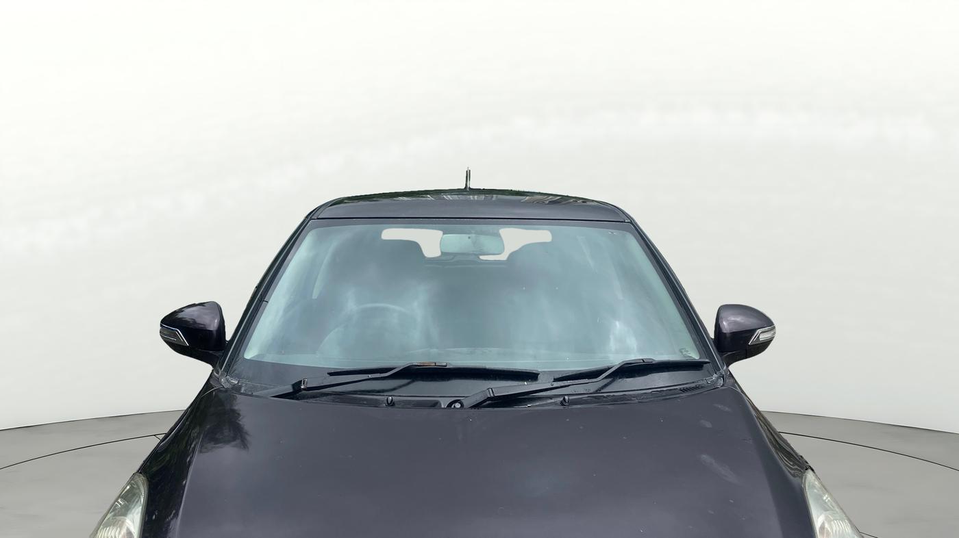 2014 Maruti Swift ZXI, Petrol, Manual, 75,340 km, Front Windshield