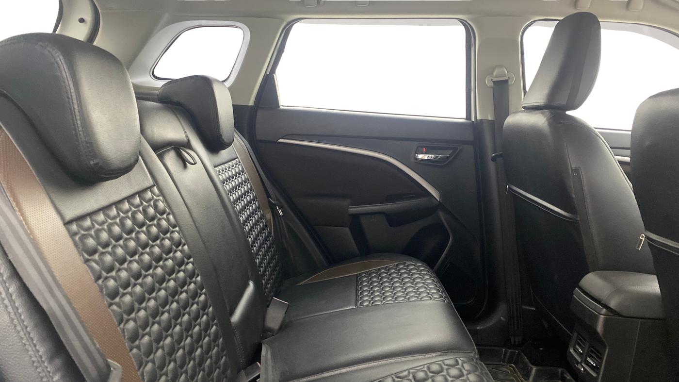 2023 Maruti BREZZA ZXI S-CNG, CNG, Manual, 41,257 km, Right Side Rear Door Cabin