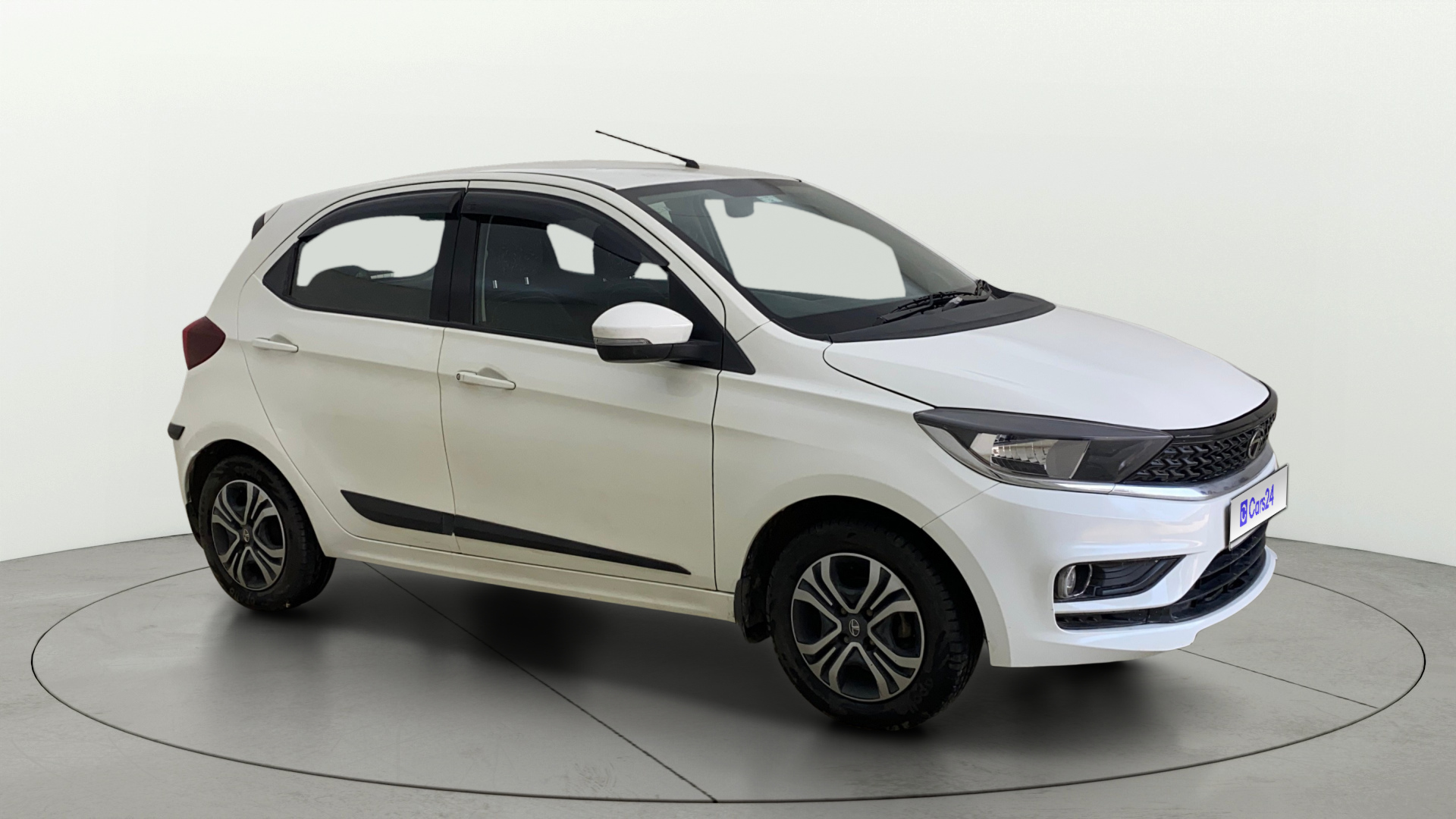 2020 Tata Tiago 2021-2026 XZA PETROL