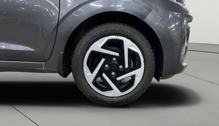 2023 Hyundai GRAND I10 NIOS SPORTZ AMT 1.2 KAPPA VTVT, Petrol, Automatic, 11,129 km, Right Front Wheel