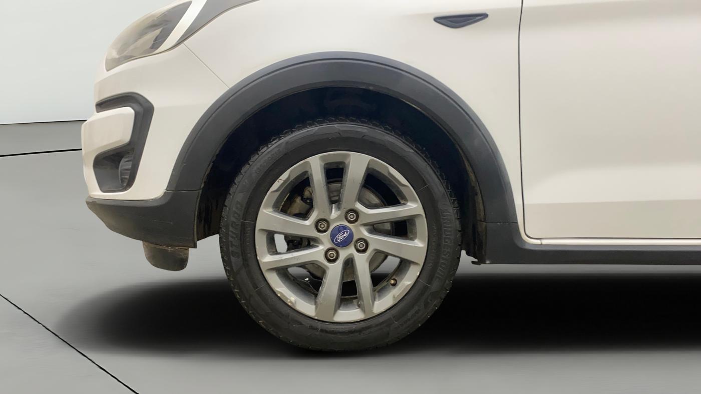 2018 Ford FREESTYLE TITANIUM 1.5 DIESEL, Diesel, Manual, 1,09,173 km, Left Front Wheel