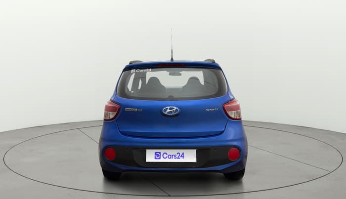 2018 Hyundai Grand i10 SPORTZ 1.2 KAPPA VTVT, CNG, Manual, 1,20,000 km, Back/Rear