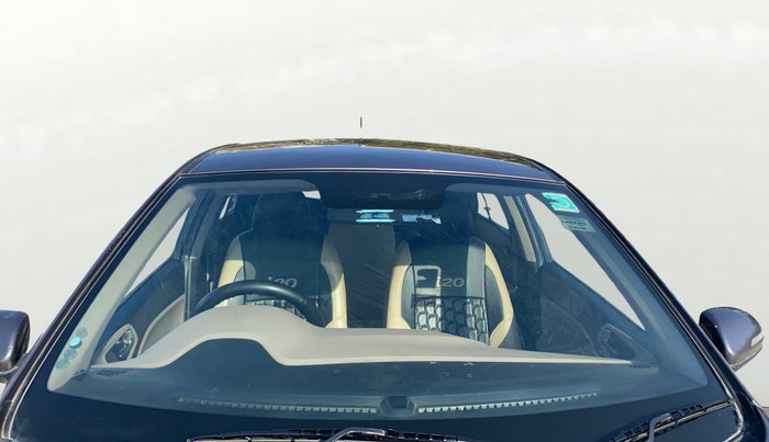 2020 Hyundai Elite i20 SPORTZ PLUS 1.2, Petrol, Manual, 38,720 km, Front Windshield