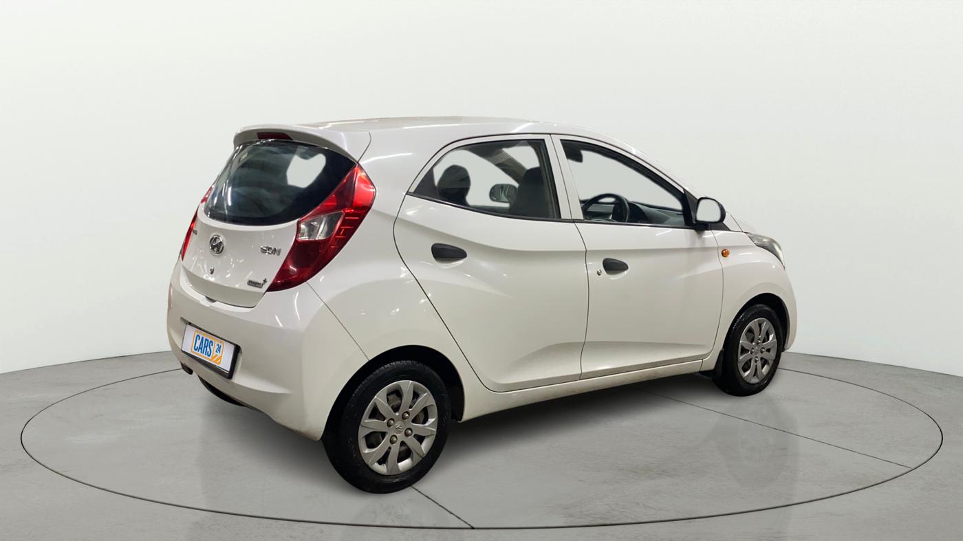2015 Hyundai Eon MAGNA +, Petrol, Manual, 45,523 km, Right Back Diagonal