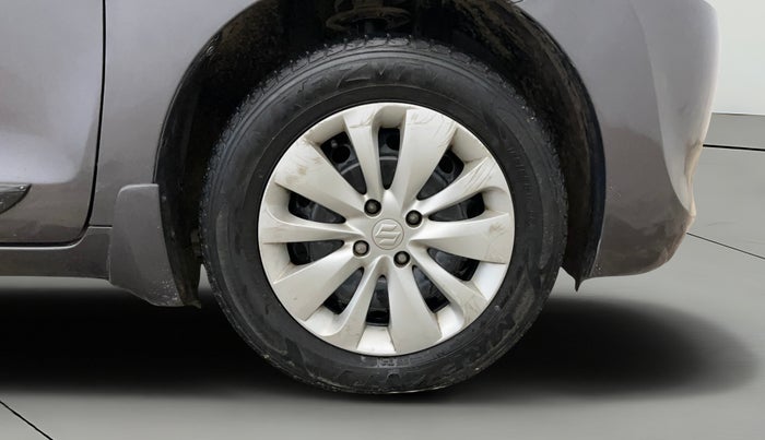 2016 Maruti Baleno DELTA PETROL 1.2, Petrol, Manual, 68,656 km, Right Front Wheel