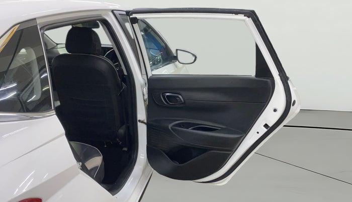 2022 Hyundai NEW I20 SPORTZ 1.2 MT, Petrol, Manual, 42,672 km, RHS Rear Door