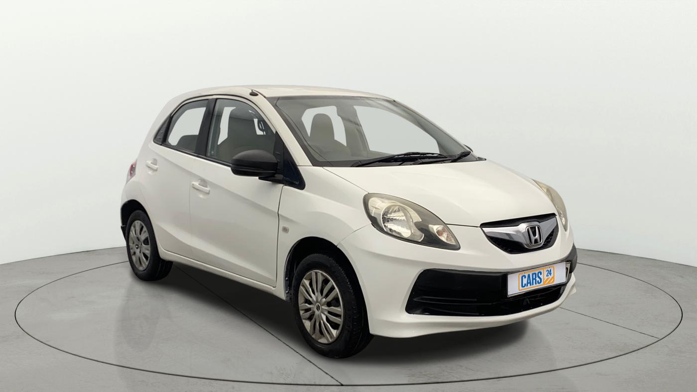 2014 Honda Brio S MT, Petrol, Manual, 74,157 km, Right Front Diagonal