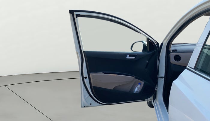 2016 Hyundai Grand i10 SPORTZ 1.2 KAPPA VTVT, Petrol, Manual, 88,659 km, LHS Front Door