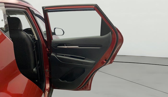 2023 KIA SONET HTK PLUS 1.0 IMT, Petrol, Manual, 30,026 km, RHS Rear Door