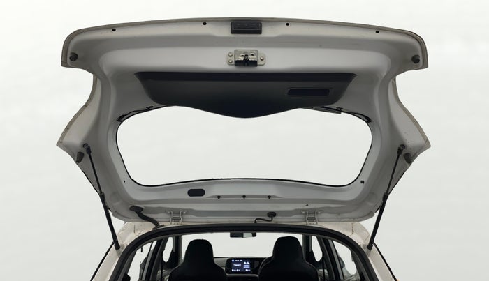 2020 Hyundai GRAND I10 NIOS ASTA AMT 1.2 KAPPA VTVT, Petrol, Automatic, 35,193 km, Boot Door Open