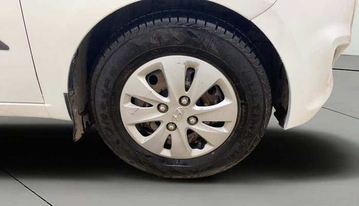 2013 Hyundai i10 MAGNA 1.1, Petrol, Manual, 38,440 km, Right Front Wheel