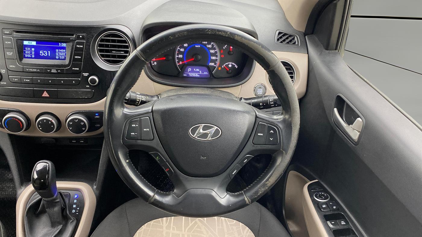 2015 Hyundai Grand i10 ASTA AT 1.2 KAPPA VTVT, Petrol, Automatic, 70,966 km, Steering Wheel Close Up