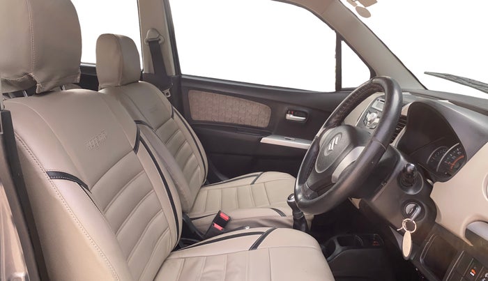 2016 Maruti Wagon R 1.0 VXI, Petrol, Manual, 43,514 km, Right Side Front Door Cabin