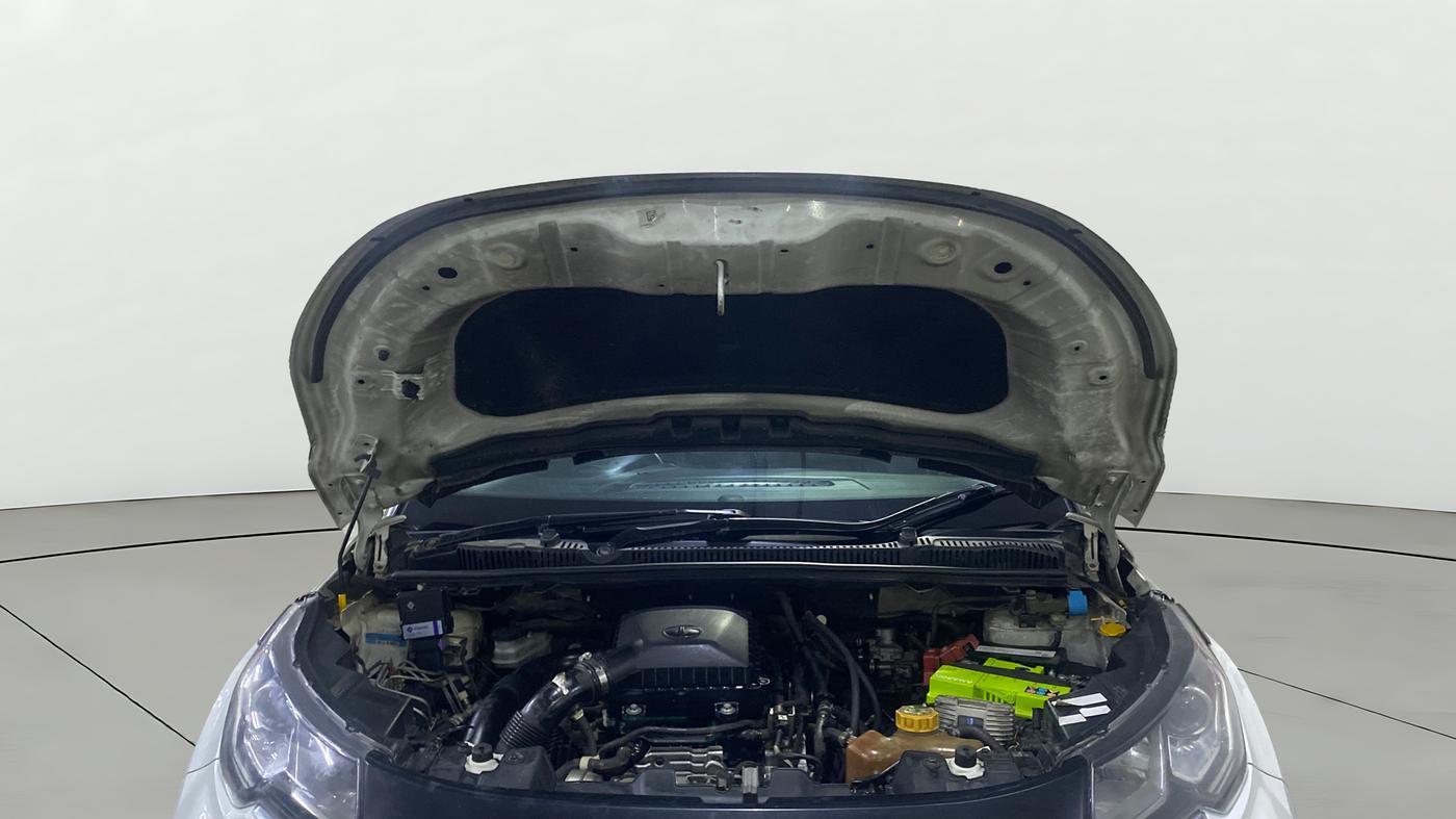2021 Tata NEXON XZ PLUS PETROL SUNROOF, CNG, Manual, 46,453 km, Open Bonet