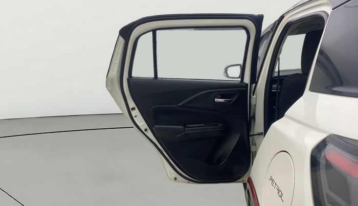 2024 Maruti Swift ZXi, Petrol, Manual, 16,346 km, LHS Rear Door