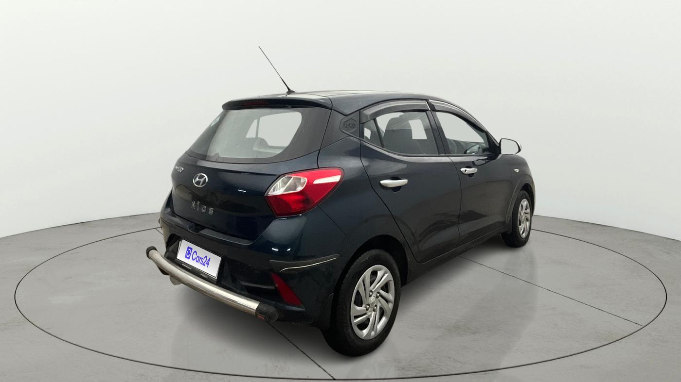 2022 Hyundai GRAND I10 NIOS MAGNA 1.2 KAPPA VTVT CNG, CNG, Manual, 18,423 km, Right Back Diagonal