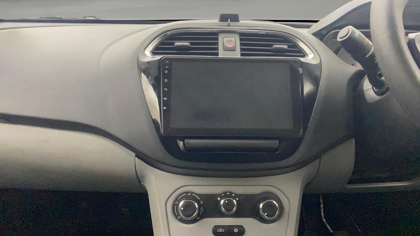 2023 Tata Tiago XT (O) PETROL, Petrol, Manual, 1,632 km, Air Conditioner