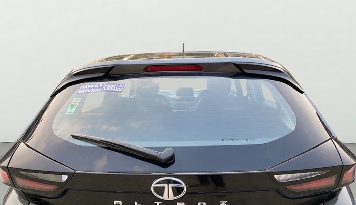 2022 Tata ALTROZ XZA, Petrol, Automatic, 36,755 km, Rear Windshield