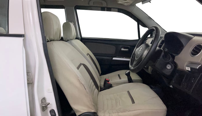 2016 Maruti Wagon R 1.0 LXI, CNG, Manual, 30,207 km, Right Side Front Door Cabin