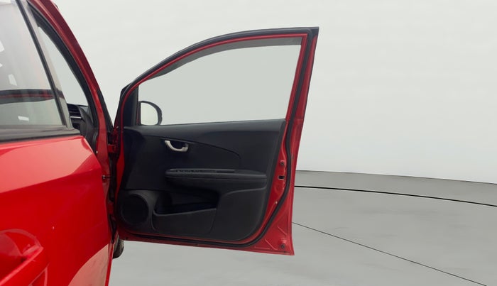 2017 Honda Brio VX AT, Petrol, Automatic, 84,842 km, RHS Front Door