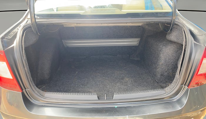 2018 Skoda Rapid STYLE 1.6 MPI, Petrol, Manual, 78,470 km, Boot Open Zoomed View